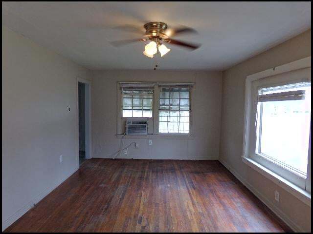 Photo - 4808 Alpha St