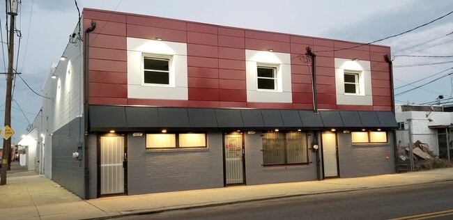 Building Photo - 2315 E Westmoreland St Unit 1