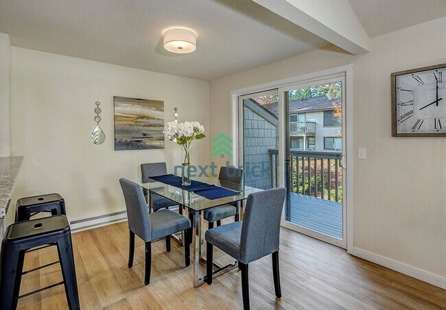 Photo - 2 Bed and 1.5 Bath Stunning Townhome is Available for Rent!