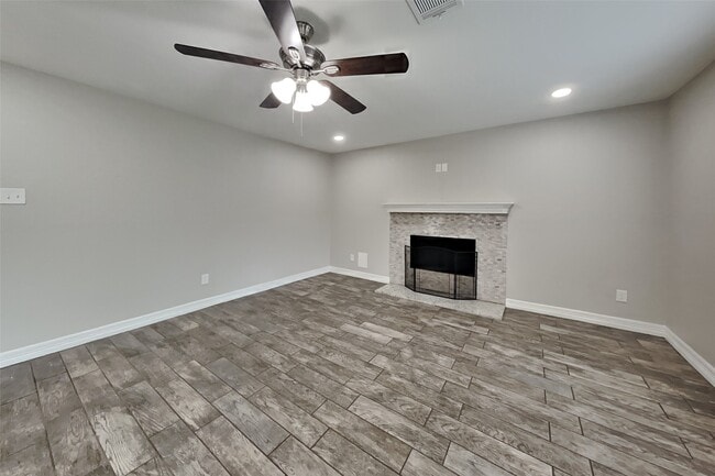 Photo - 2603 Hidden Garden Dr