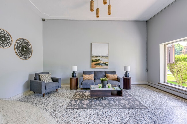 Building Photo - 36 Talbot Street