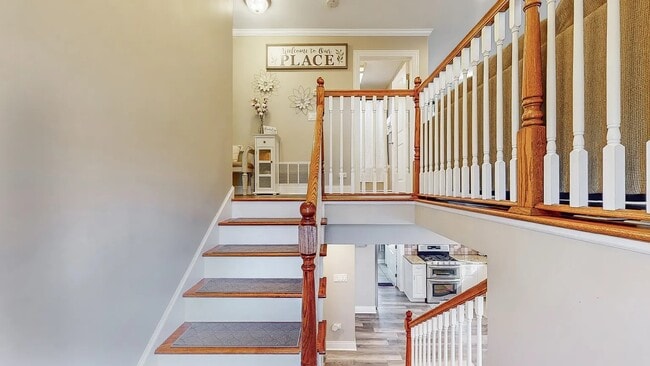 Photo - 717 Geneva Ave