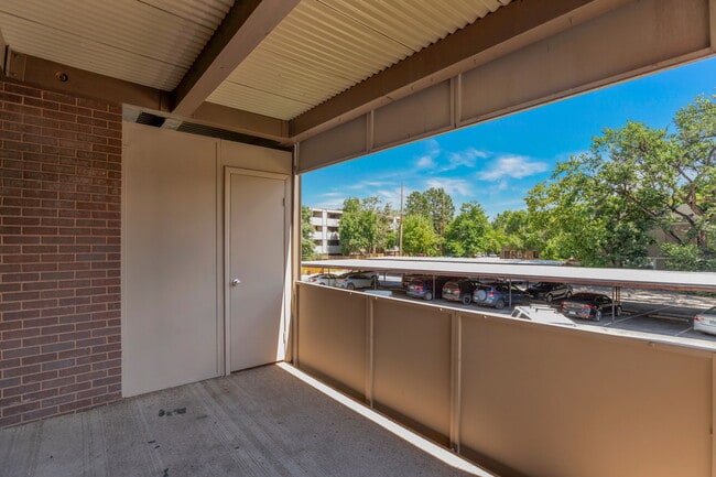 Photo - 2227 Canyon Blvd