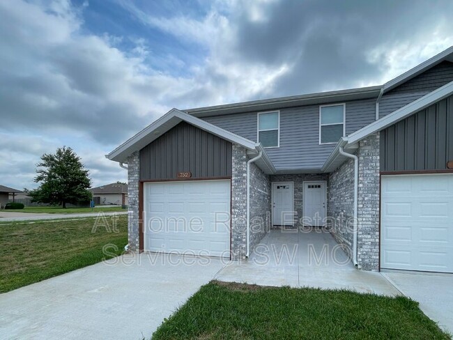 Photo - 752 Turner Ave Townhome