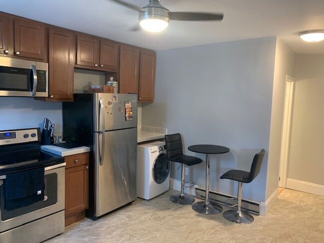 Photo - 1840 Jancey St Unit Apt 2