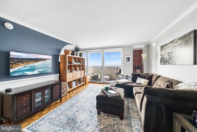 Building Photo - 226 W Rittenhouse Square Unit 2308