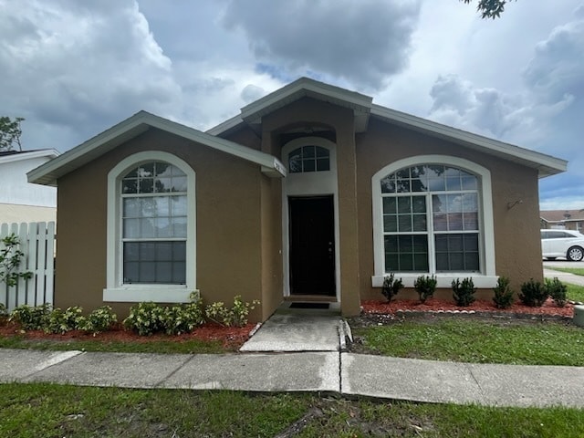 Building Photo - Charming 3/2 Spacious Home Located in the ...