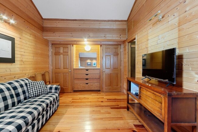Photo - 222 Ridge Rd