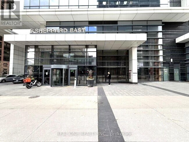 Photo - 5 Sheppard Ave E Unit 2021
