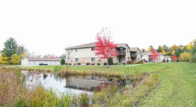 Building Photo - Bos Creek Estates Rental