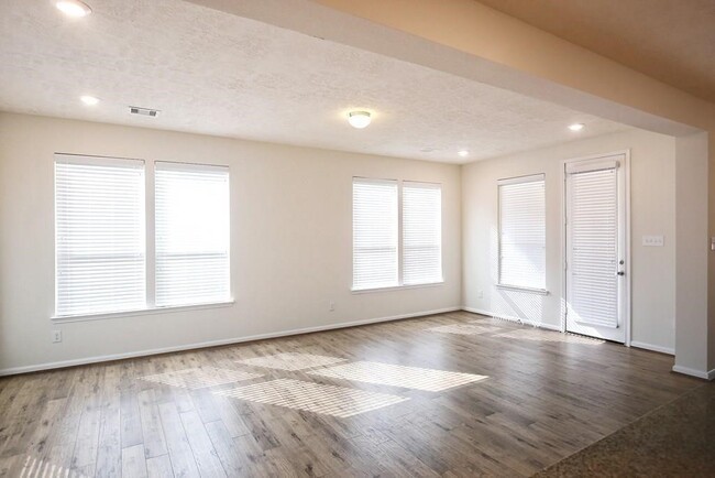 Photo - 1443 Wheatley Hill Ln