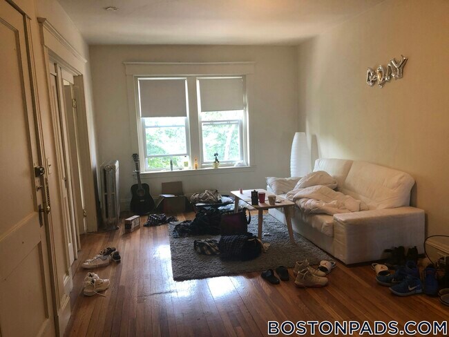 Building Photo - 130 Englewood Ave Rental