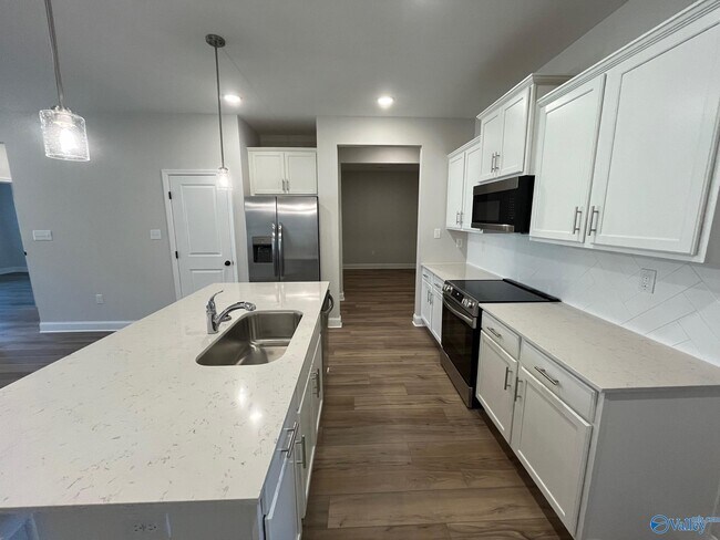 Photo - 3142 Mead Wy SE