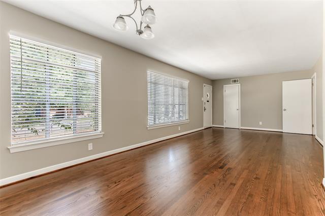 Photo - 511 Classen Dr