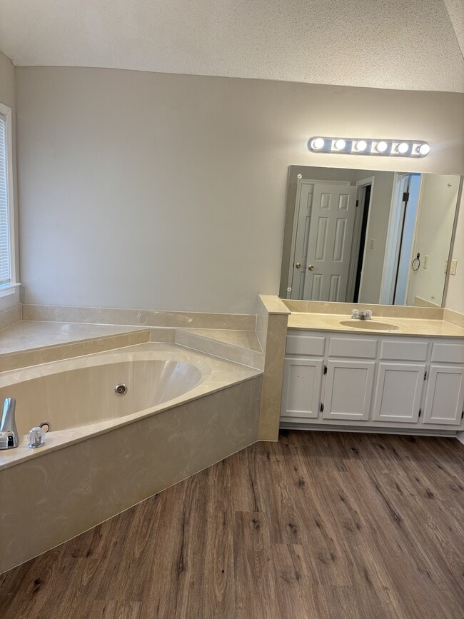 Photo - 4197 Oak Valley Dr