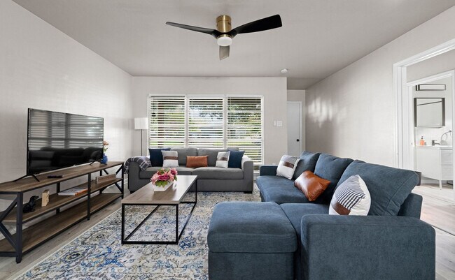 Photo - 4717 Edith St Unit ID1268436P