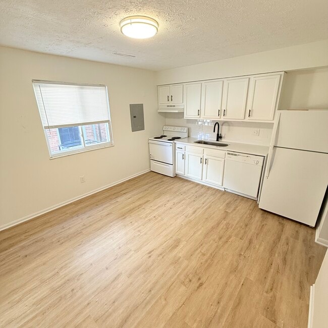 Photo - 235 Hamilton Ave Unidad 235