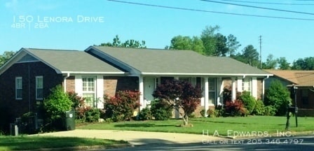 Building Photo - 150 Lenora Dr
