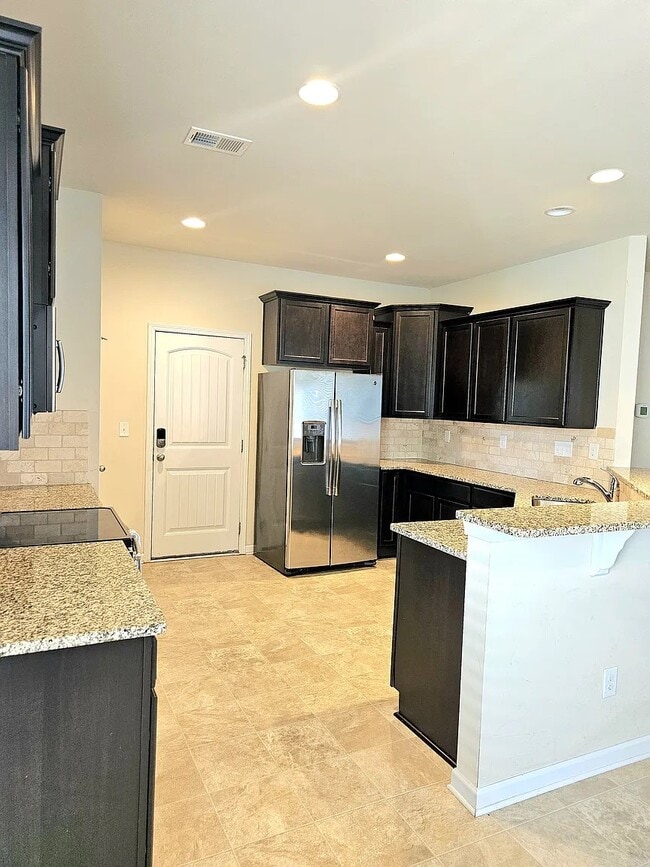 Photo - 500 Knothole Ln
