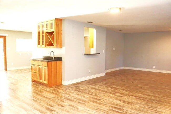 Photo - 606 Mildred Ave