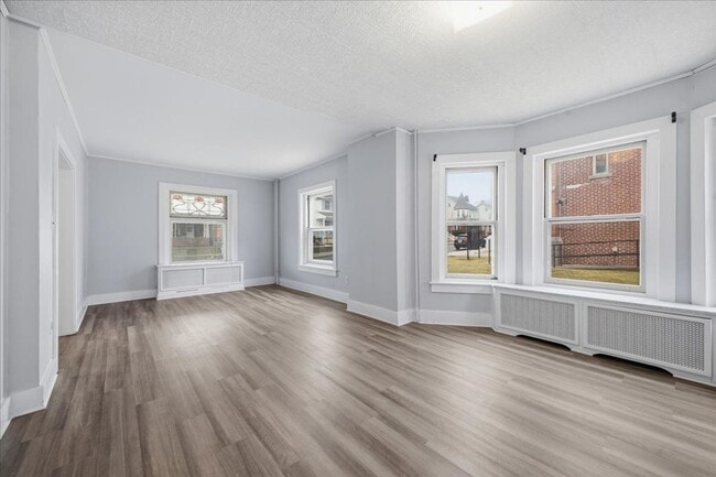 Photo - Spacious Victorian, over 2400 sq ft