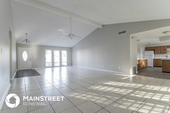 Photo - 512 San Marie Ave