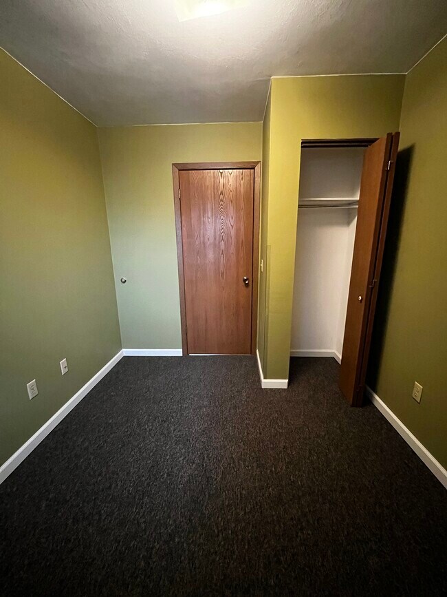 Photo - 817 N Rogers Ave Unit B