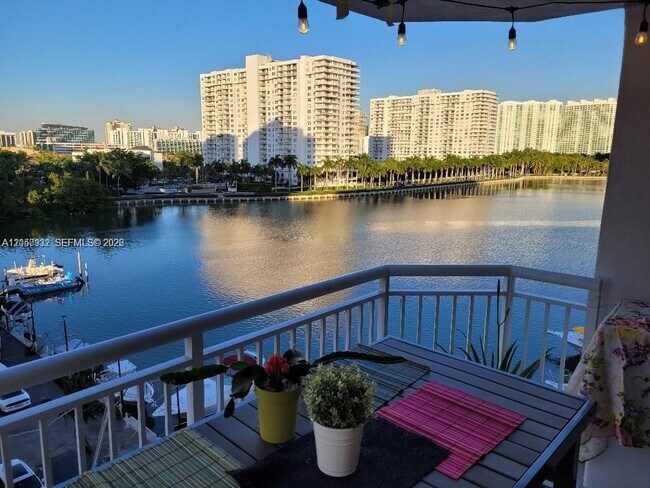 Photo - 18081 Biscayne Blvd Unidad 602