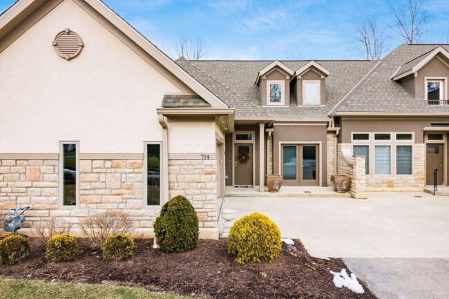 Photo - 714 Fairway Blvd