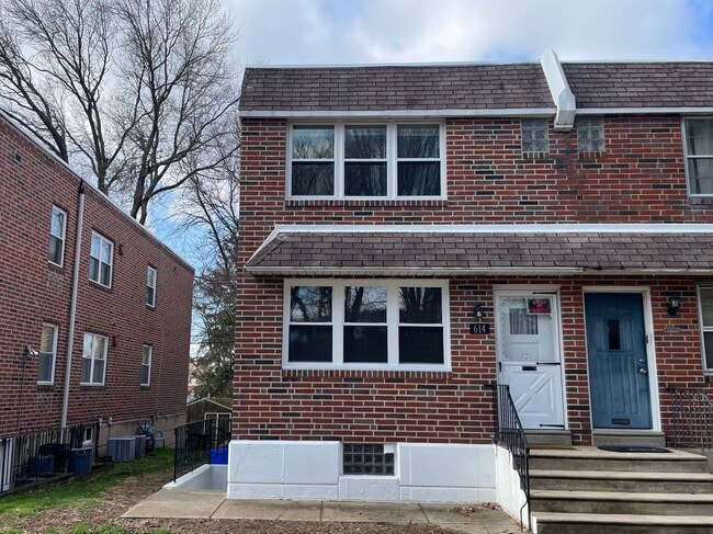 Photo - 614 Borbeck Ave Unit 1