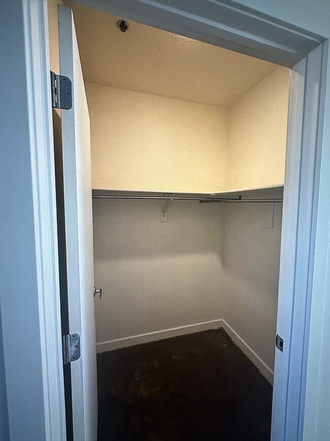 Photo - 938 S Washington St Unit 106