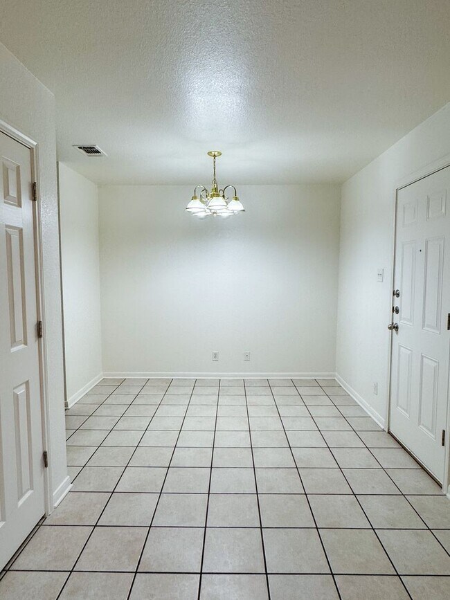 Photo - 1402 Cinch Dr Unit #A