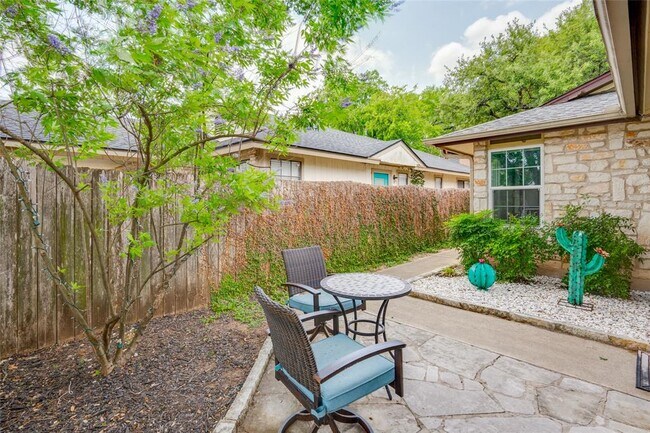 Photo - 2412 Thornton Rd