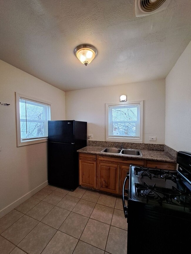 Photo - 1220-1222 E. Terrace Ave Unit 1222