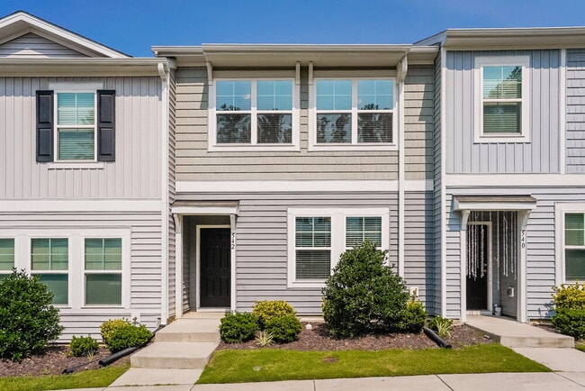 Building Photo - 542 Landing View Dr