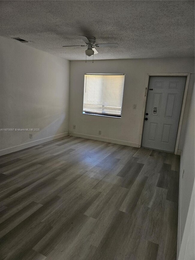 Photo - 2245 Freedom St Unit 2