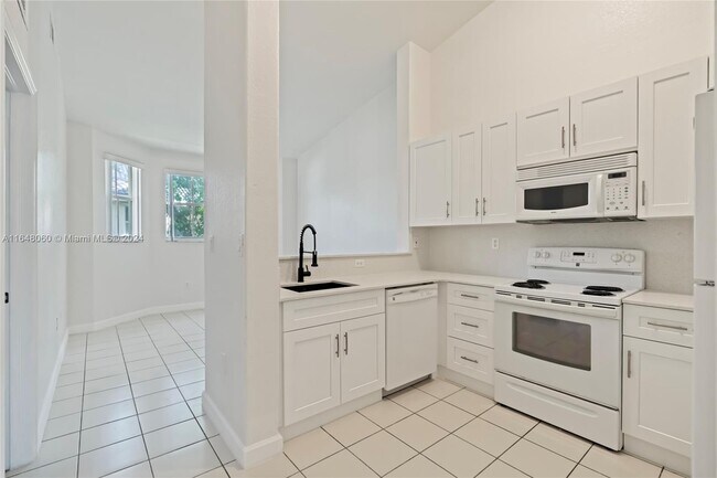 Photo - 1663 SE 29th St Condominio Unidad 204