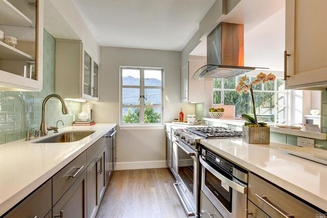 Photo - 65 Lovell Ave