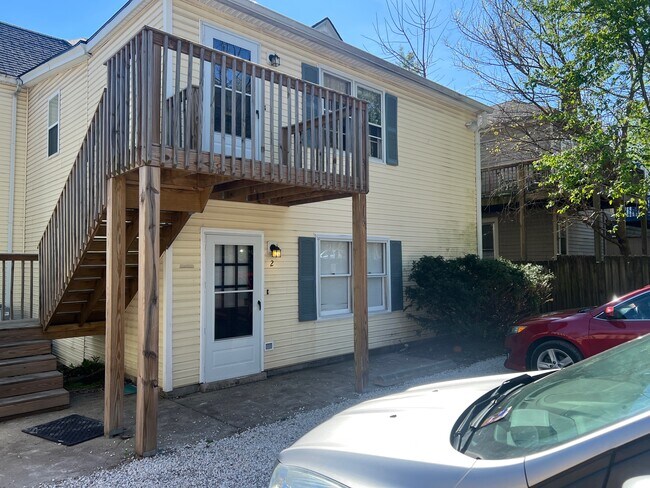 326 E High St Unit 2