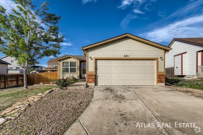 Building Photo - 945 Lords Hill Dr Rental