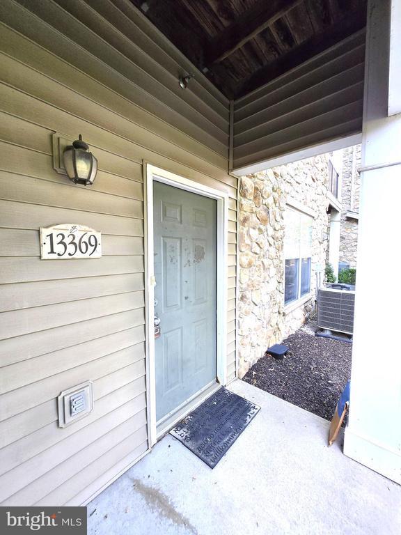 Building Photo - 13369 Connor Dr Unit T Rental
