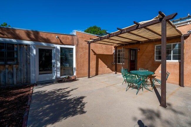 Photo - Charming Midtown Santa Fe Home