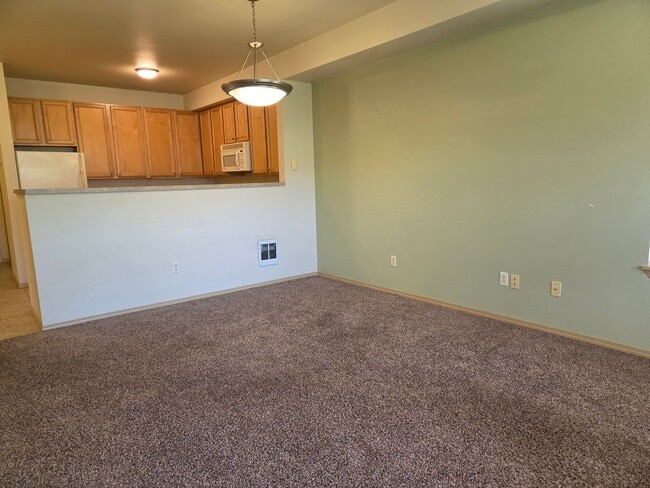Photo - 512 Darby Dr