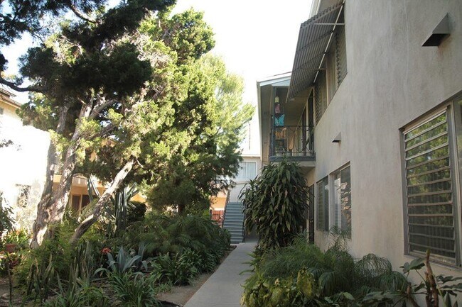 Photo - 1425 E. Appleton St.