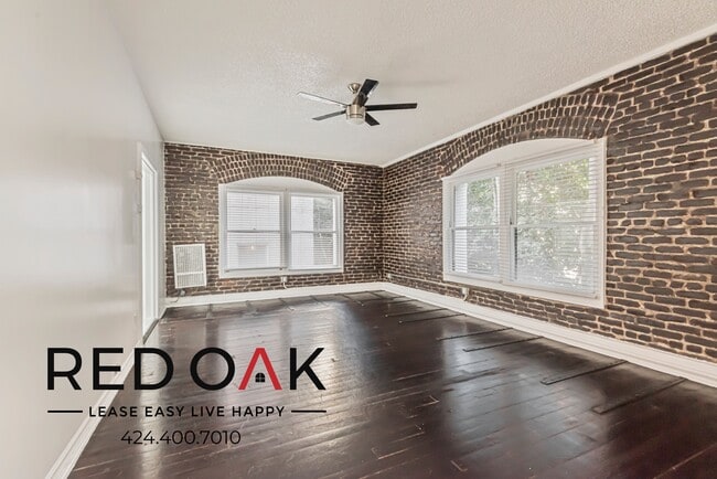 Building Photo - 854 S Oxford Ave Rental