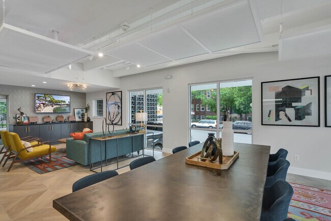 Photo - Liv on Steele