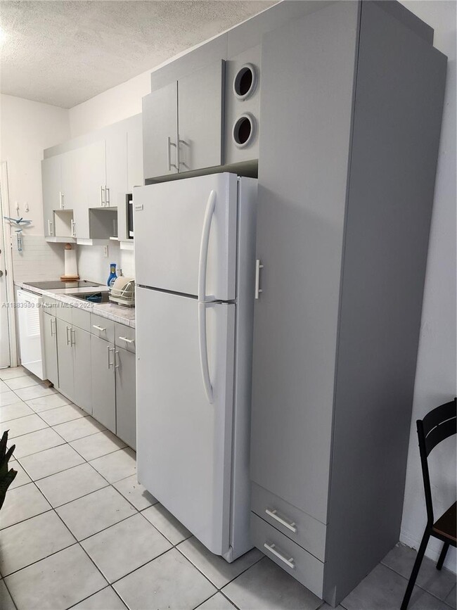 Photo - 6490 Collins Ave Unit 18