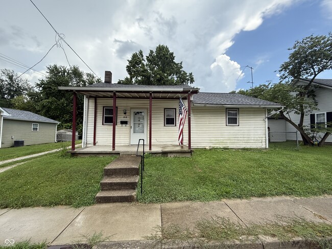 Building Photo - 310 Ohio St Rental