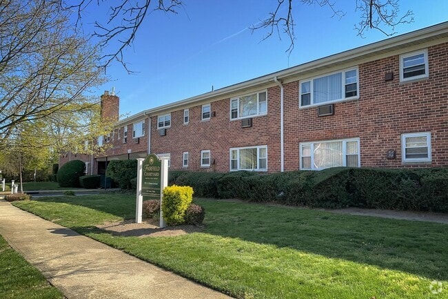 Building Photo - 92 S Clinton Ave Unit 4B Rental