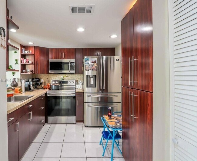2055 SW 122nd Ave Unit 306